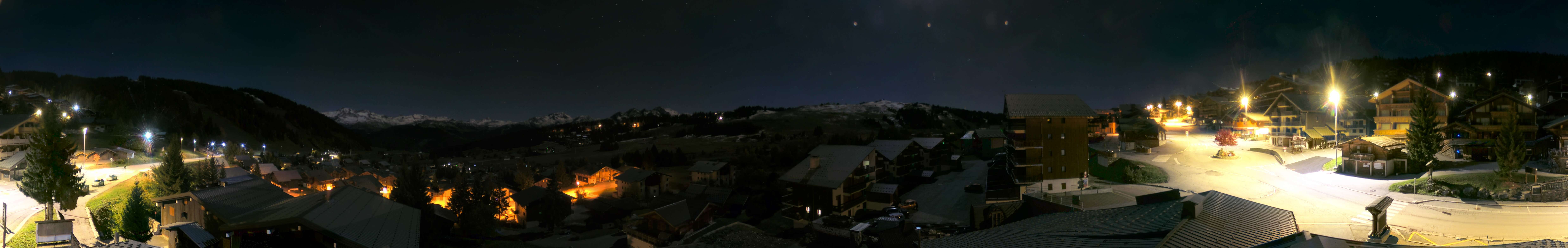 Webcam Les Saisies, centro del villaggio dalla Ducrey Sports